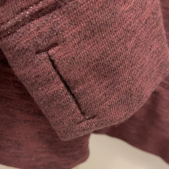 Carhartt Women's Burgundy & Black Hoodie - Picture 7 of 7